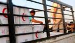 المساعدات الإماراتية باليمن.. جسر إنساني متصل خلال 2022 (صور)