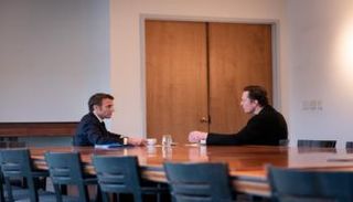 جانب من جلسة ماكرون وإيلون ماسك