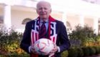 بايدن يخفف آلام الأمريكيين بكأس العالم 2026