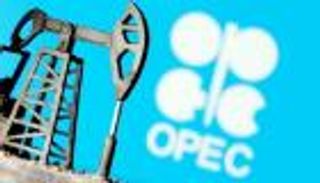 العالم يترقب قرار "أوبك+" بعد "السقف" الأوروبي.. ارتباك في أسواق النفط