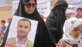 جريمة حوثية جديدة.. تعذيب 3 صحفيين يمنيين حتى الموت 