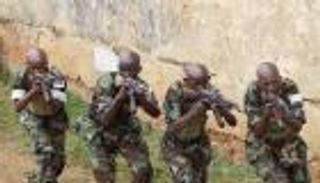 الصومال يعتقل 3 أشخاص بتهم الانتماء لـ"الشباب" الإرهابية