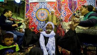 فرقة إنشاد ديني في أحد الموالد - أرشيفية