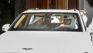 الشيخ محمد بن زايد آل نهيان والشيخ تميم بن حمد آل ثاني