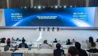 حوار أبوظبي الوطني للفضاء