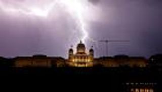 البرق يقتل 907 في الهند خلال 2022.. ما علاقة تغير المناخ؟