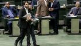 وزير النقل الإيراني الجديد.. ثقة برلمانية تؤجج جدل "التزوير"