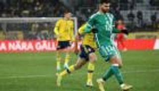 هل يكرر سيناريو ديلور؟.. مهاجم الجزائر يخطط لخلق مشكلة