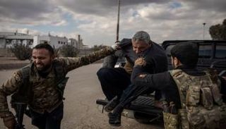 عناصر من تنظيم داعش الإرهابي - أرشيفية