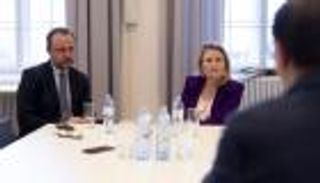 أنشطة الإخوان في أوروبا.. وزيرة وخبير بارز يجيبان رغم "الخطر"