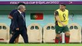 "أغلقوا الموضوع".. مدرب البرتغال يكشف كواليس غضب كريستيانو رونالدو