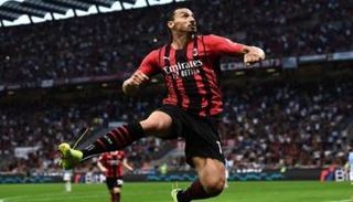 زلاتان إبراهيموفيتش مهاجم ميلان