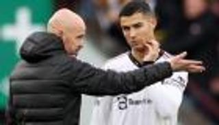 كواليس جديدة.. هل يبكي تين هاج على رحيل كريستيانو رونالدو؟