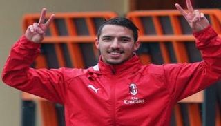 إسماعيل بن ناصر نجم ميلان 