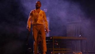 جانب من العرض المسرحي 