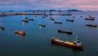 انفراجة في أزمة تكدس ناقلات النفط بالبحر الأسود.. ضغوط دولية