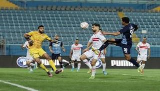 من مباراة الزمالك وبيراميدز في الدوري المصري