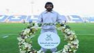 بعد حادثة كأس العالم.. ياسر الشهراني يعود إلى الهلال السعودي (صور)