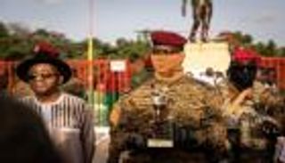 متى يتوقف القتال في بوركينا فاسو؟.. السلاح من أجل "غذاء الأطفال"