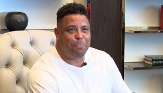 رونالدو رئيس بلد الوليد