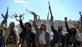 عناصر من مليشيات الحوثي الإرهابية- أرشيفية