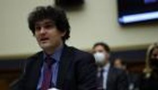 فضيحة إفلاس كبرى.. القبض على مؤسس FTX سام بانكمان فريد في جزر البهاما