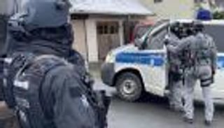 صديقة حميمة وقنصلية.. أصابع روسية خلف "انقلاب ألمانيا"؟ 