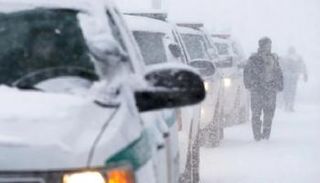 العاصفة يرافقها هطول كثيف للثلوج