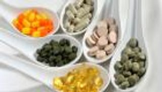 أفضل المكملات الغذائية وأنواعها وأضرارها