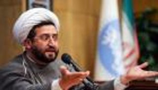 لدعمه احتجاجات إيران.. السجن 5 سنوات لزعيم إصلاحي