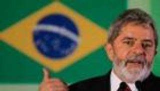 لولا يتهم بولسونارو بـ"الفاشية" والتحريض على العنف بالبرازيل