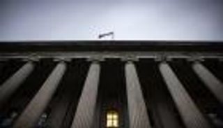 5 بنوك مركزية خليجية ترفع سعر الفائدة عقب قرار الفيدرالي الأمريكي