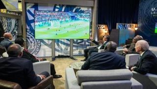 بايدن وقادة أفارقة خلال مشاهدة مباراة فرنسا والمغرب