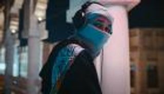 كلمات أغنية ويجز الجديدة "عز العرب".. حيّوا اللي يجمعنا