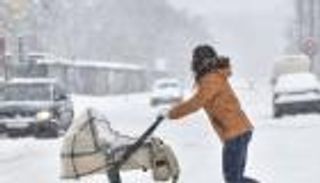 طقس قاس يقطع الكهرباء عن آلاف المنازل في اسكتلندا