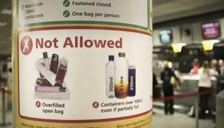 محظورات السفر في المطارات البريطانية