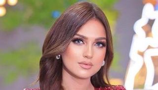 الإعلامية المصرية ياسمين عز