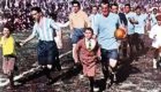 5 مواقف غريبة في تاريخ المباراة النهائية لكأس العالم