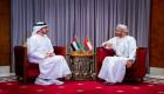 عبدالله بن زايد: العلاقات الإماراتية العُمانية تزداد رسوخا