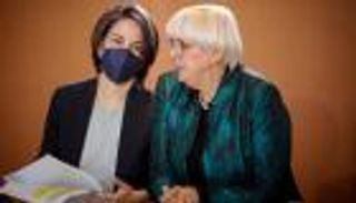 3 وزيرات ألمانيات في "مهمة أفريقية" للتطهر من بقايا الاستعمار