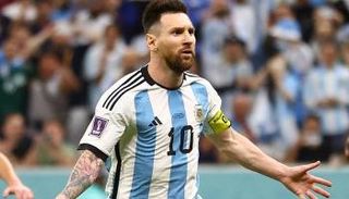 ليونيل ميسي قائد منتخب الأرجنتين