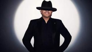 المغني المصري هاني شاكر