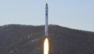 كوريا الشمالية تقلق جارتها الجنوبية بصورتين بالأبيض والأسود