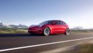 مبيعات تسلا ترجع إلى الخلف.. ما علاقة إيلون ماسك؟