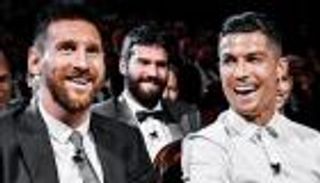 بعدما هدمه في الملعب.. ميسي يهدد عرش رونالدو على "إنستجرام"