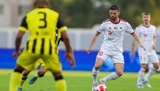 من مباراة الشارقة واتحاد كلباء - الدوري الإماراتي