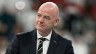 إنفانتينو يجيب.. هل تستضيف مصر والسعودية كأس العالم 2030؟ (فيديو)