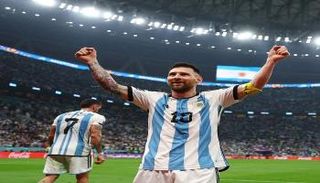 ليونيل ميسي قائد منتخب الأرجنتين