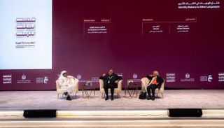 جلسة "صُنّاع الهويات في اللغات الأخرى"