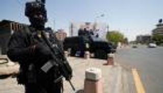 العراق يحبط تهريب 100 قطعة أثرية تعود للعصر العباسي